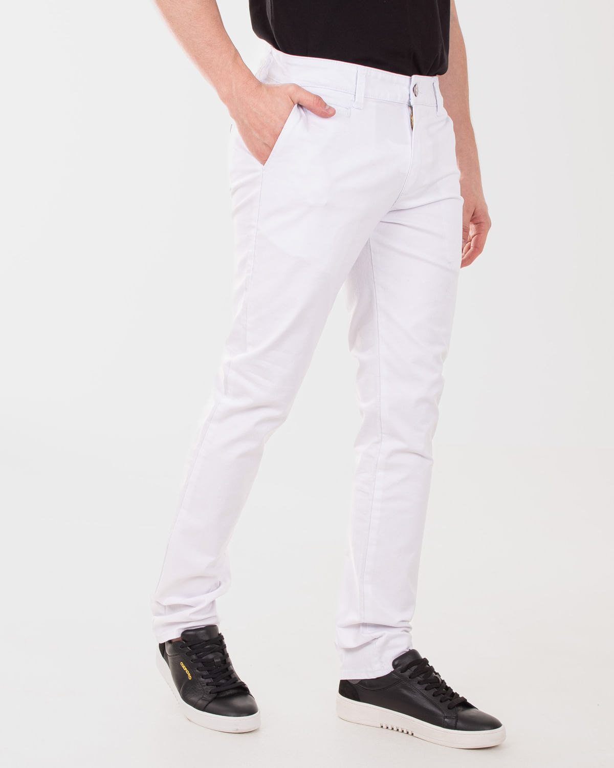 pantalon-para-hombre-bota-recta-color-blanco-600145-1